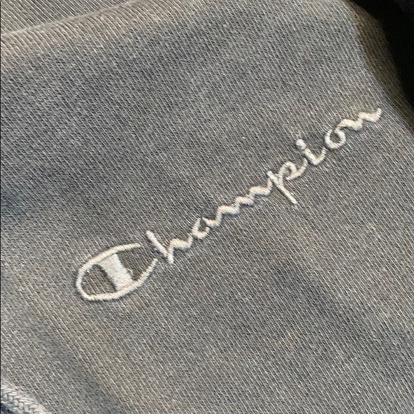 Champion hoodie - Picture 4 of 4